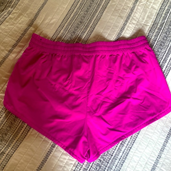 Shorts - Picture 2 of 2